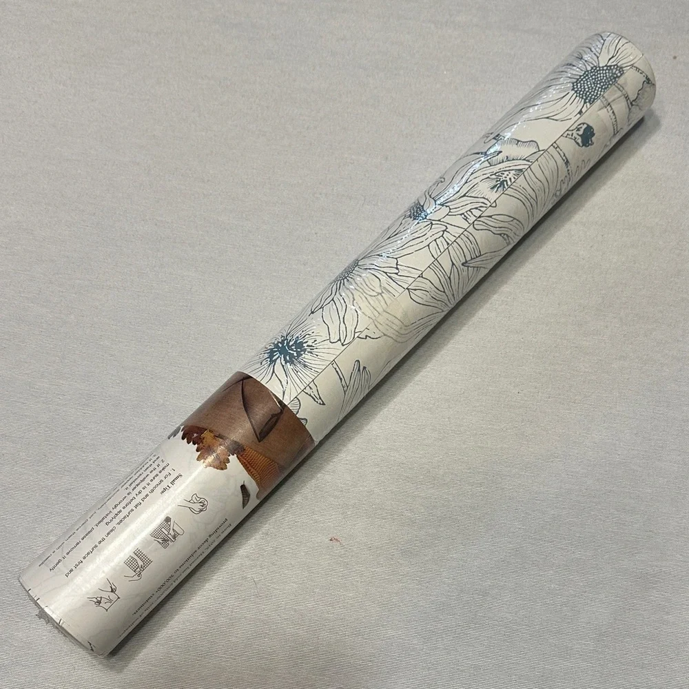 NWT, Retro Floral Patterned Waterproof Vinyl Wallpaper Roll